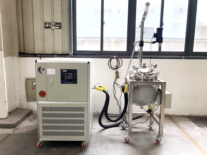 不銹鋼反應釜 不銹鋼反應釜